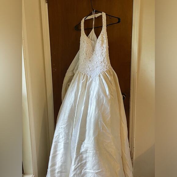 90s ivory halter wedding dress - Picture 7 of 9